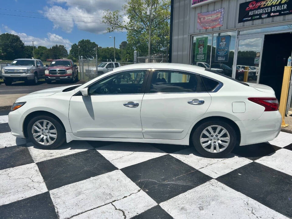 nissan altima 2017 1N4AL3AP5HC238970 image nissan altima 2017 1N4AL3AP5HC238970 image