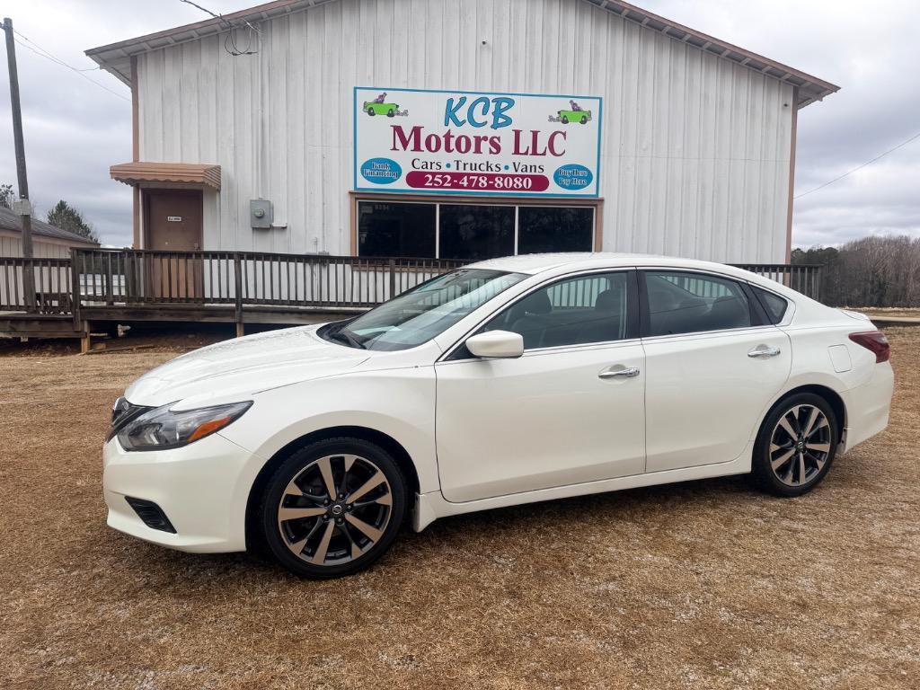 nissan altima 2017 1N4AL3AP1HC151566 image nissan altima 2017 1N4AL3AP1HC151566 image