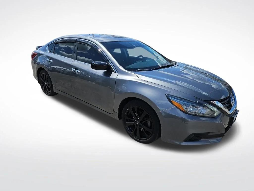 nissan altima 2017 1N4AL3APXHC496398 image nissan altima 2017 1N4AL3APXHC496398 image