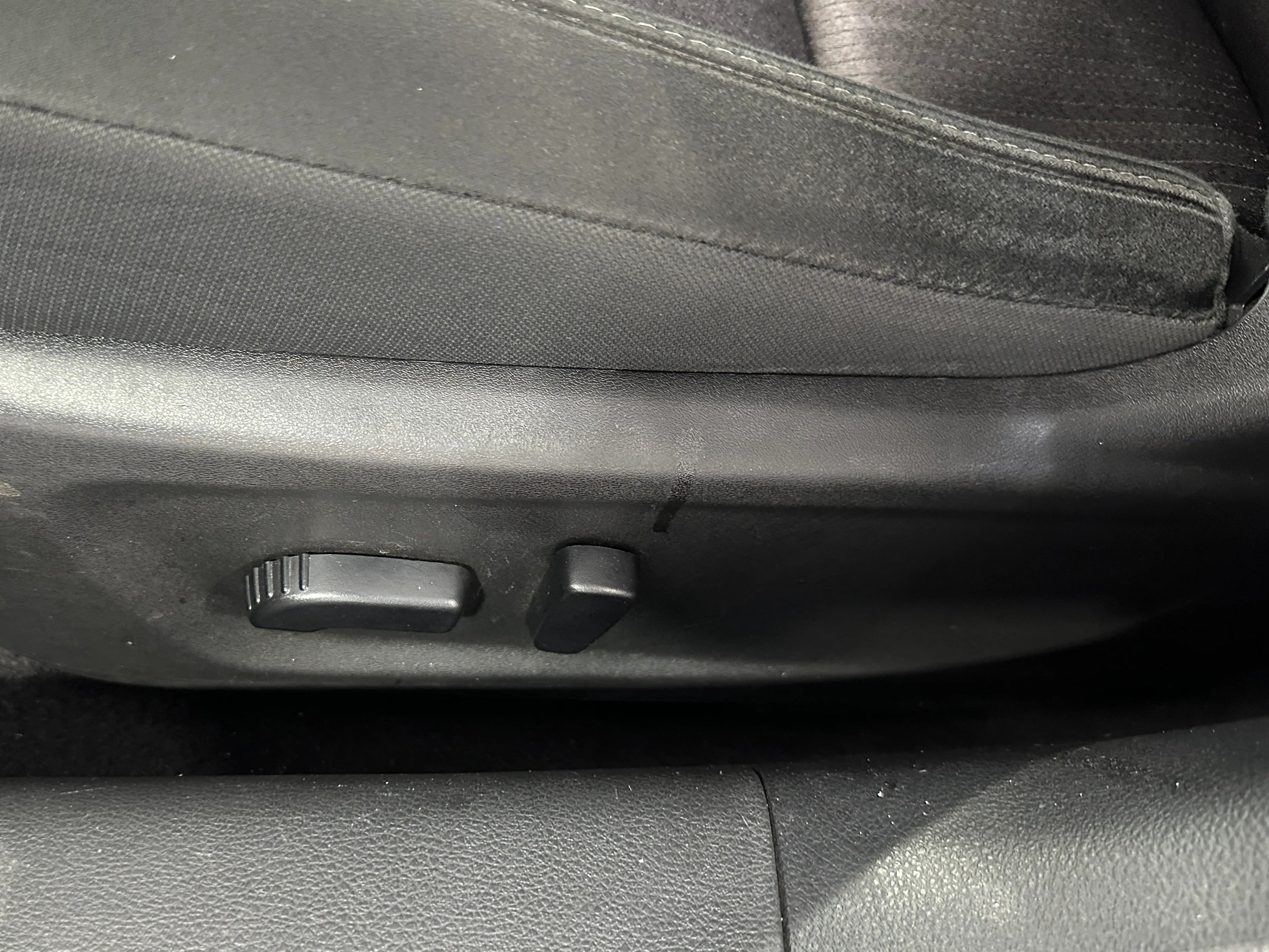 nissan altima 2024 1N4BL4DV3RN433704 image nissan altima 2024 1N4BL4DV3RN433704 image