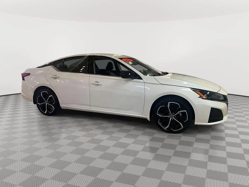 nissan altima 2024 1N4BL4CV9RN368813 image nissan altima 2024 1N4BL4CV9RN368813 image