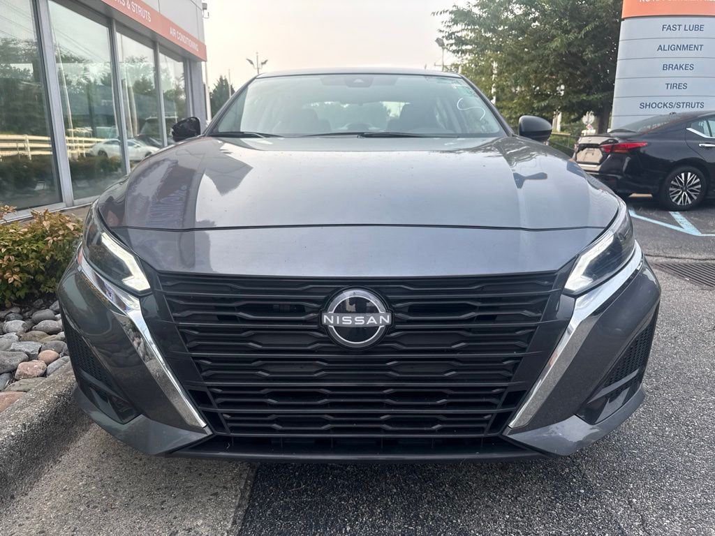 nissan altima 2024 1N4BL4BV4RN367019 image nissan altima 2024 1N4BL4BV4RN367019 image