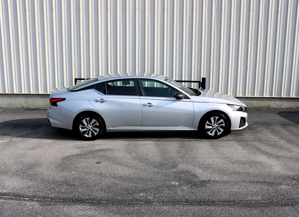 nissan altima 2024 1N4BL4BV1RN378169 image nissan altima 2024 1N4BL4BV1RN378169 image