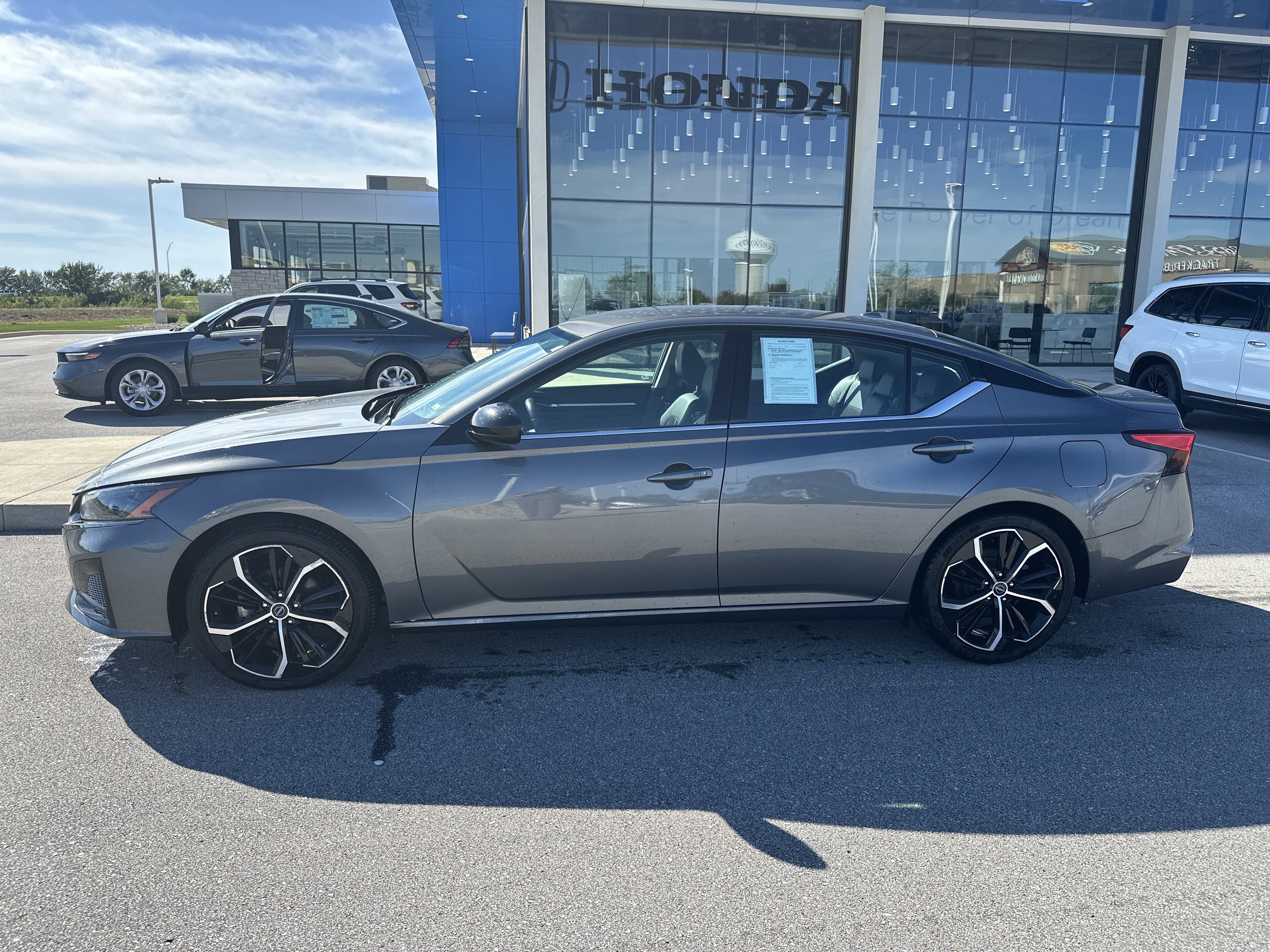 nissan altima 2024 1N4BL4CV7RN371807 image nissan altima 2024 1N4BL4CV7RN371807 image