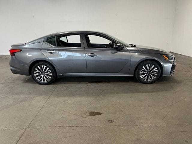 nissan altima 2024 1N4BL4DV7RN373040 image nissan altima 2024 1N4BL4DV7RN373040 image