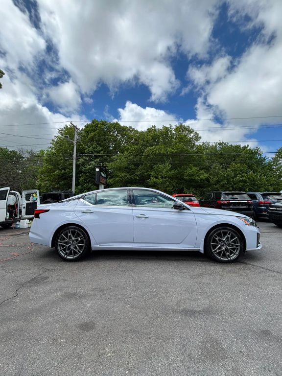 nissan altima 2024 1N4AL4CV4RN386910 image nissan altima 2024 1N4AL4CV4RN386910 image