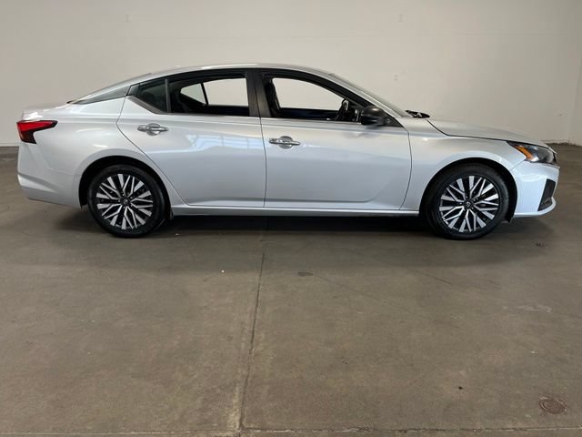 nissan altima 2024 1N4BL4DV9RN374660 image nissan altima 2024 1N4BL4DV9RN374660 image
