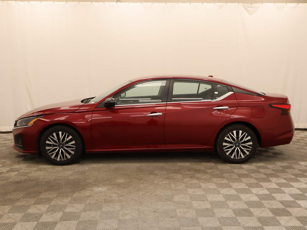 nissan altima 2024 1N4BL4DV5RN409100 image nissan altima 2024 1N4BL4DV5RN409100 image