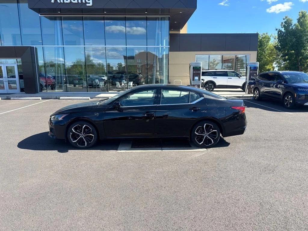 nissan altima 2024 1N4BL4CV6RN388694 image nissan altima 2024 1N4BL4CV6RN388694 image