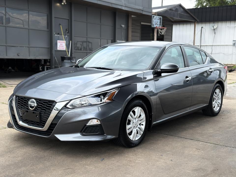 nissan altima 2020 1N4BL4BV4LC258255 image nissan altima 2020 1N4BL4BV4LC258255 image
