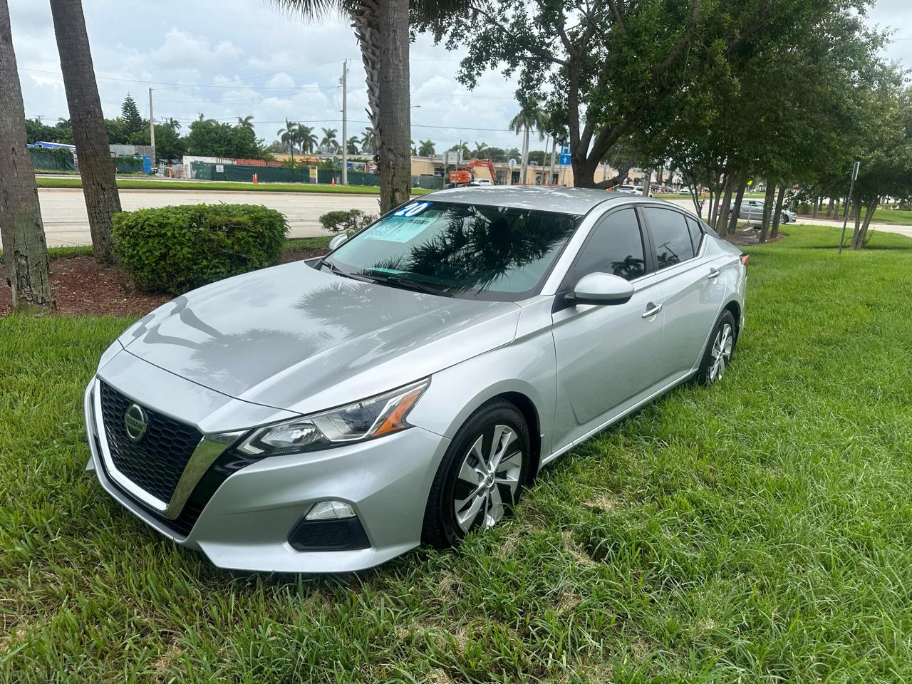 nissan altima 2020 1N4BL4BV4LC272138 image nissan altima 2020 1N4BL4BV4LC272138 image