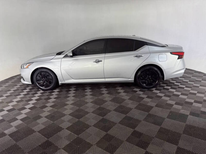 nissan altima 2020 1N4BL4BV4LC265657 image nissan altima 2020 1N4BL4BV4LC265657 image