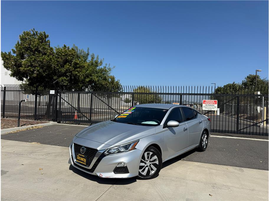 nissan altima 2020 1N4BL4BV1LC138784 image nissan altima 2020 1N4BL4BV1LC138784 image