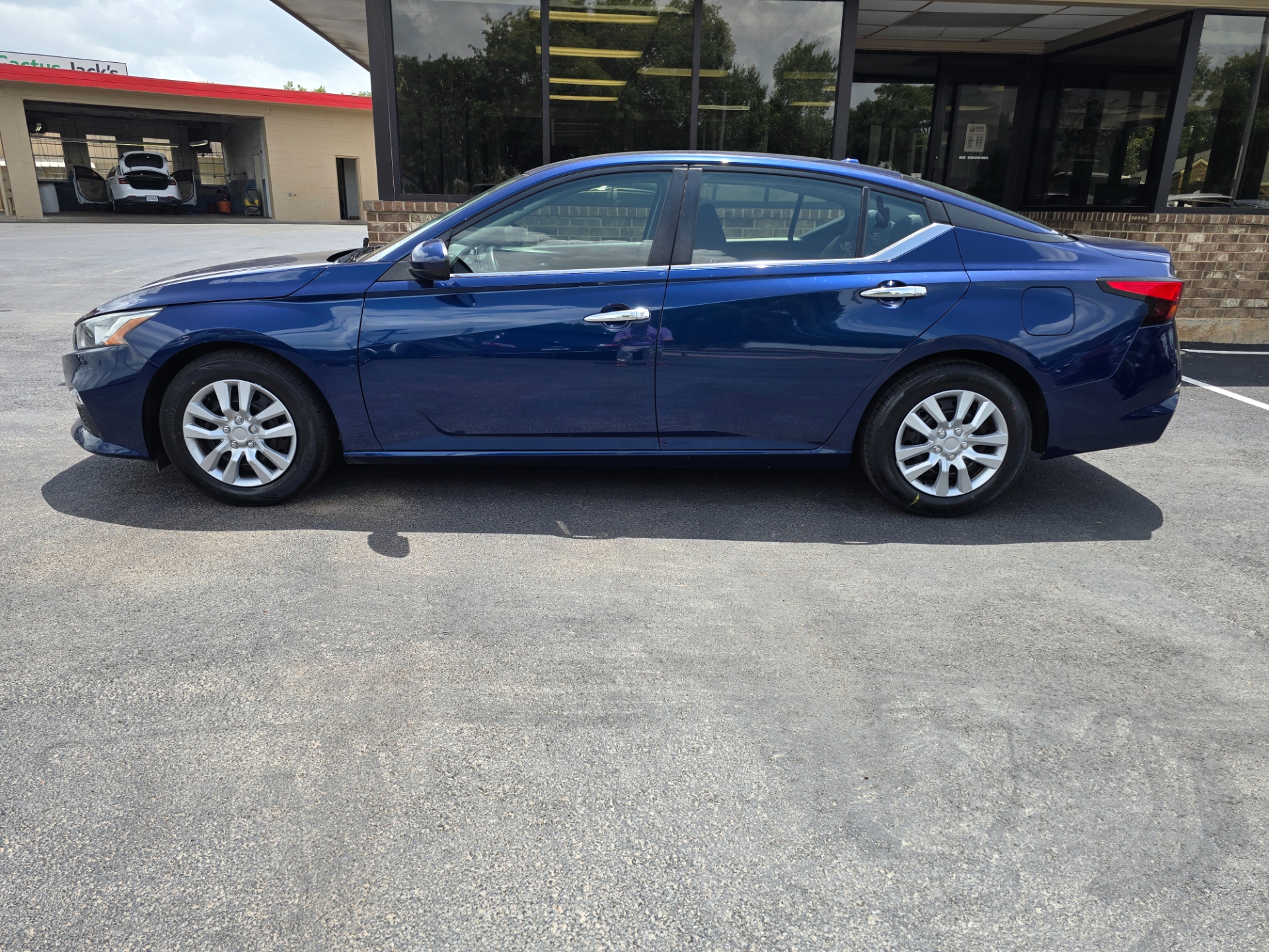 nissan altima 2020 1N4BL4BV7LC183597 image nissan altima 2020 1N4BL4BV7LC183597 image