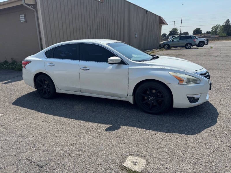 nissan altima 2014 1N4AL3AP4EC130111 image nissan altima 2014 1N4AL3AP4EC130111 image