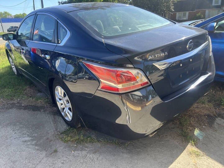 nissan altima 2015 1N4AL3AP3FC470125 image nissan altima 2015 1N4AL3AP3FC470125 image