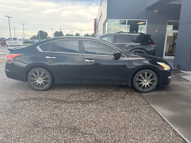 nissan altima 2015 1N4AL3AP2FN303808 image nissan altima 2015 1N4AL3AP2FN303808 image