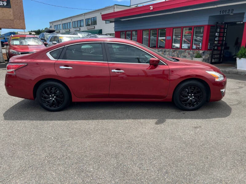 nissan altima 2015 1N4AL3AP9FC582640 image nissan altima 2015 1N4AL3AP9FC582640 image