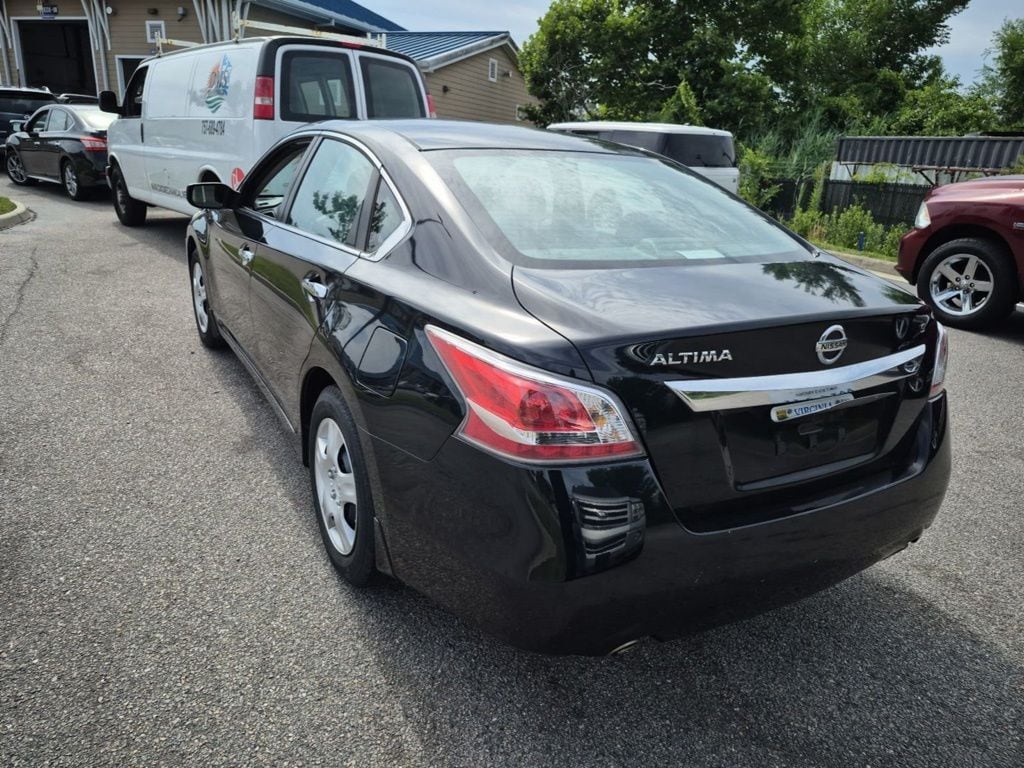 nissan altima 2015 1N4AL3AP3FN305244 image nissan altima 2015 1N4AL3AP3FN305244 image