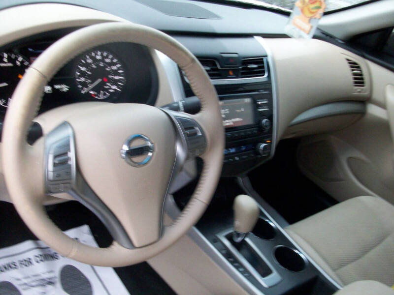 nissan altima 2015 1N4AL3AP3FC206757 image nissan altima 2015 1N4AL3AP3FC206757 image