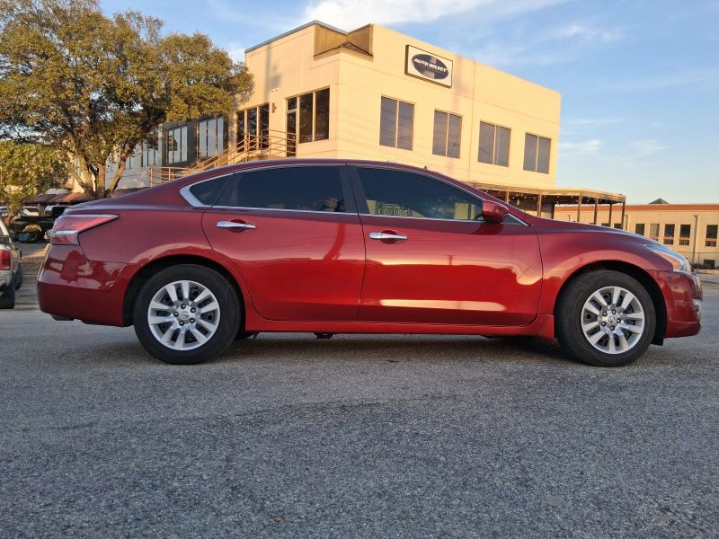 nissan altima 2015 1N4AL3APXFC584056 image nissan altima 2015 1N4AL3APXFC584056 image