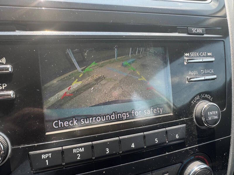 nissan altima 2015 1N4AL3AP5FC127977 image nissan altima 2015 1N4AL3AP5FC127977 image