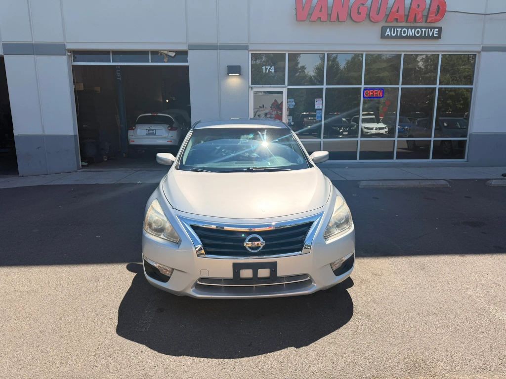 nissan altima 2015 1N4AL3AP5FC152796 image nissan altima 2015 1N4AL3AP5FC152796 image