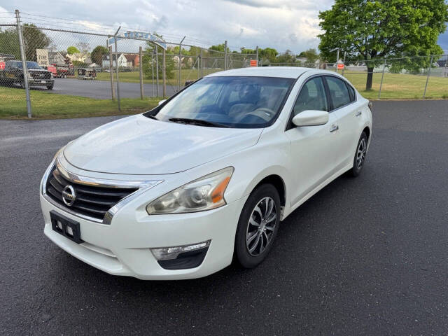 nissan altima 2015 1N4AL3AP0FN311051 image nissan altima 2015 1N4AL3AP0FN311051 image