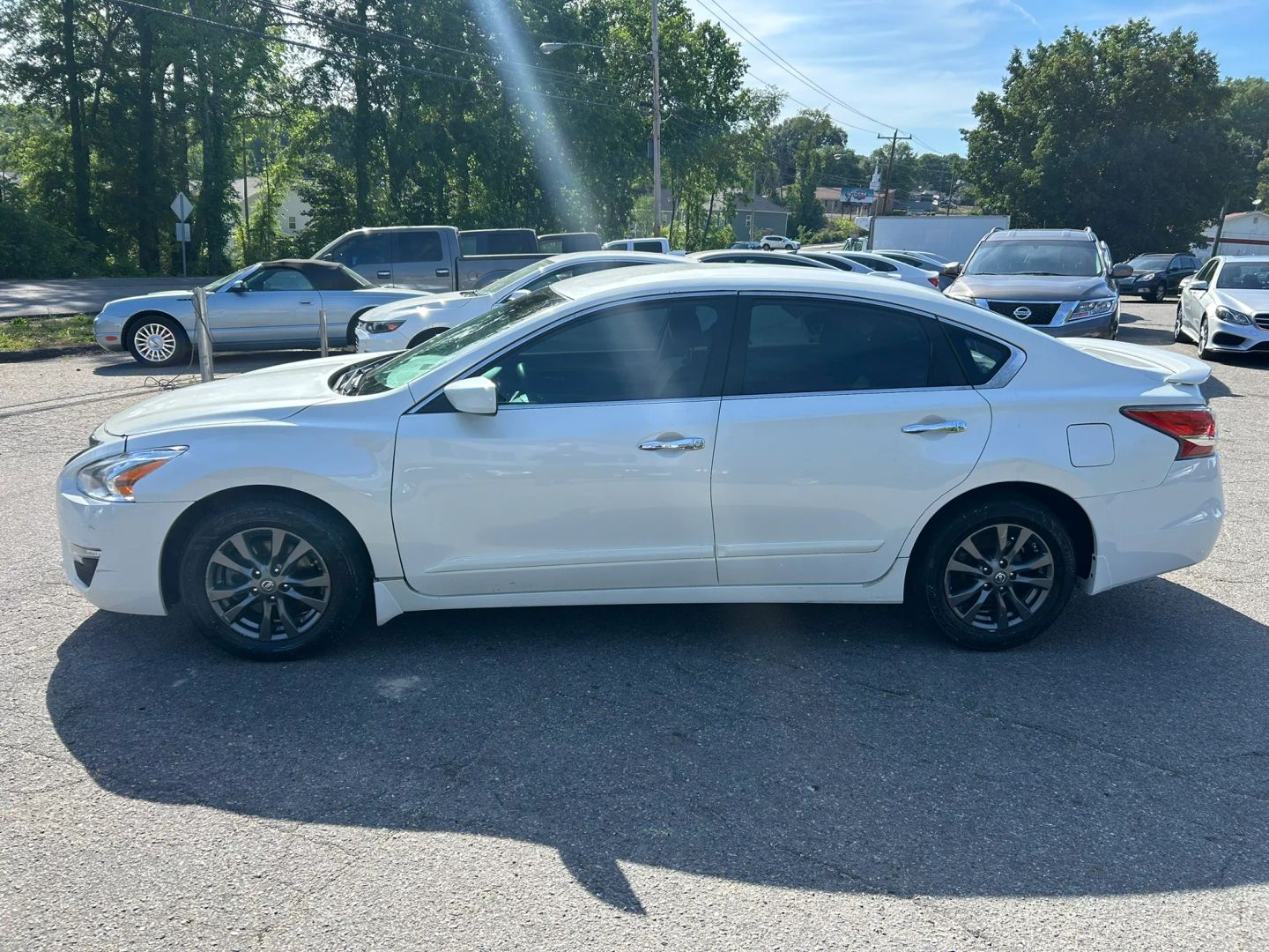 nissan altima 2015 1N4AL3AP0FC493636 image nissan altima 2015 1N4AL3AP0FC493636 image