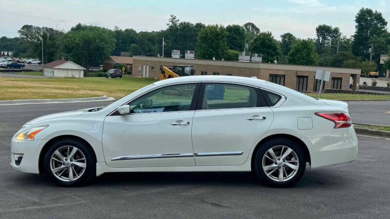 nissan altima 2015 1N4AL3AP2FC217684 image nissan altima 2015 1N4AL3AP2FC217684 image