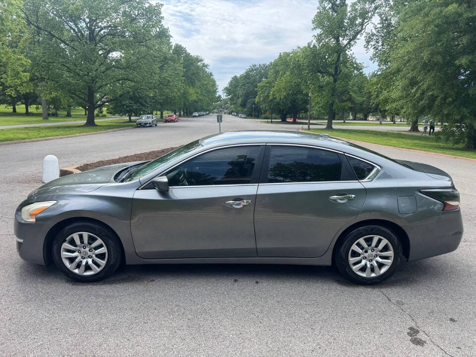nissan altima 2015 1N4AL3AP8FC443857 image nissan altima 2015 1N4AL3AP8FC443857 image