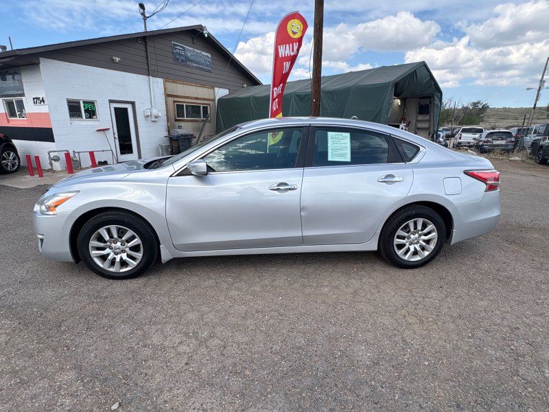 nissan altima 2015 1N4AL3AP4FN334090 image nissan altima 2015 1N4AL3AP4FN334090 image