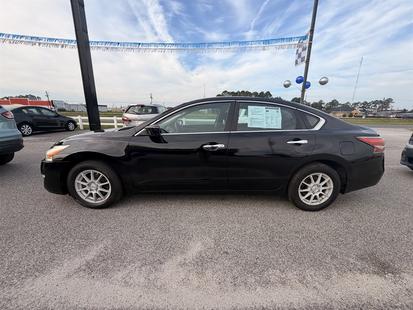 nissan altima 2015 1N4AL3AP4FC579404 image nissan altima 2015 1N4AL3AP4FC579404 image