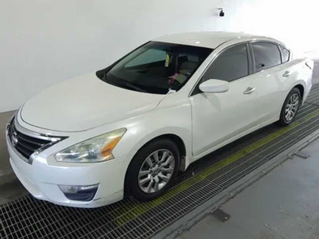 nissan altima 2015 1N4AL3AP4FC277157 image nissan altima 2015 1N4AL3AP4FC277157 image
