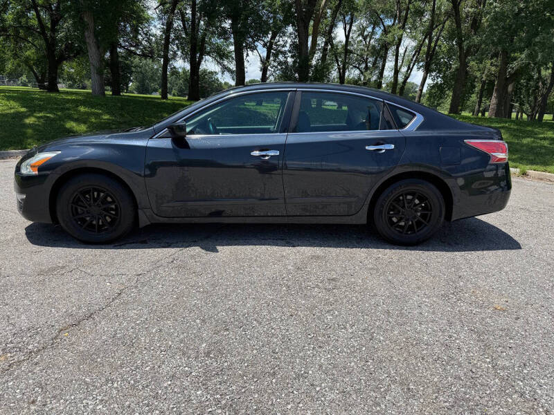 nissan altima 2015 1N4AL3AP3FC590572 image nissan altima 2015 1N4AL3AP3FC590572 image
