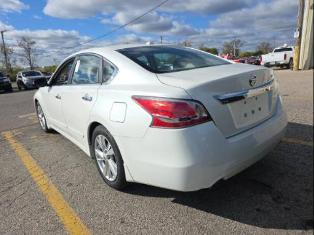 nissan altima 2015 1N4AL3AP3FC116430 image nissan altima 2015 1N4AL3AP3FC116430 image