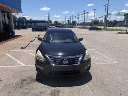 nissan altima 2015 1N4AL3AP8FN331208 image nissan altima 2015 1N4AL3AP8FN331208 image