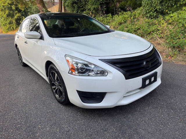 nissan altima 2015 1N4AL3AP7FN319342 image nissan altima 2015 1N4AL3AP7FN319342 image
