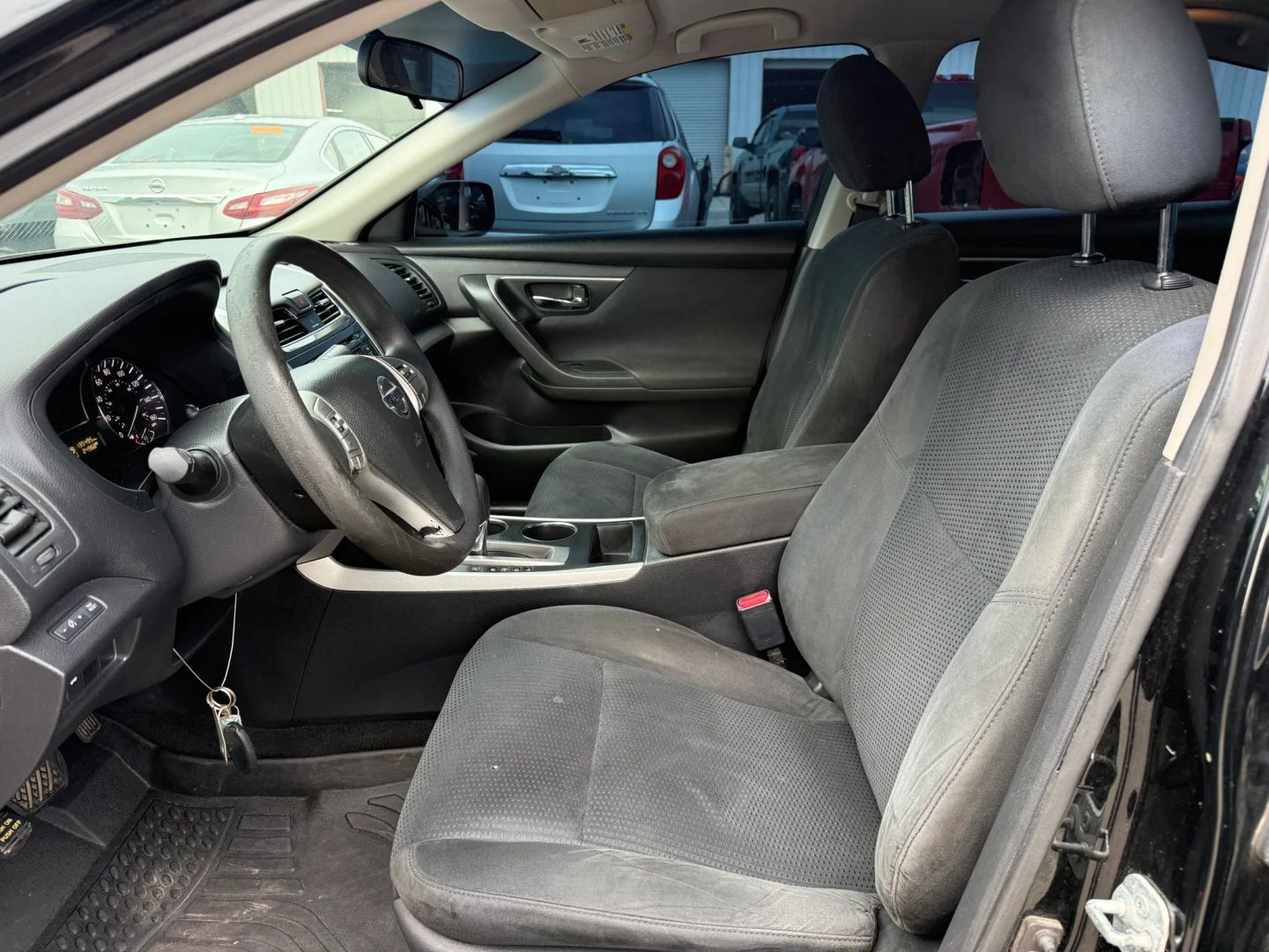 nissan altima 2015 1N4AL3AP4FN365453 image nissan altima 2015 1N4AL3AP4FN365453 image