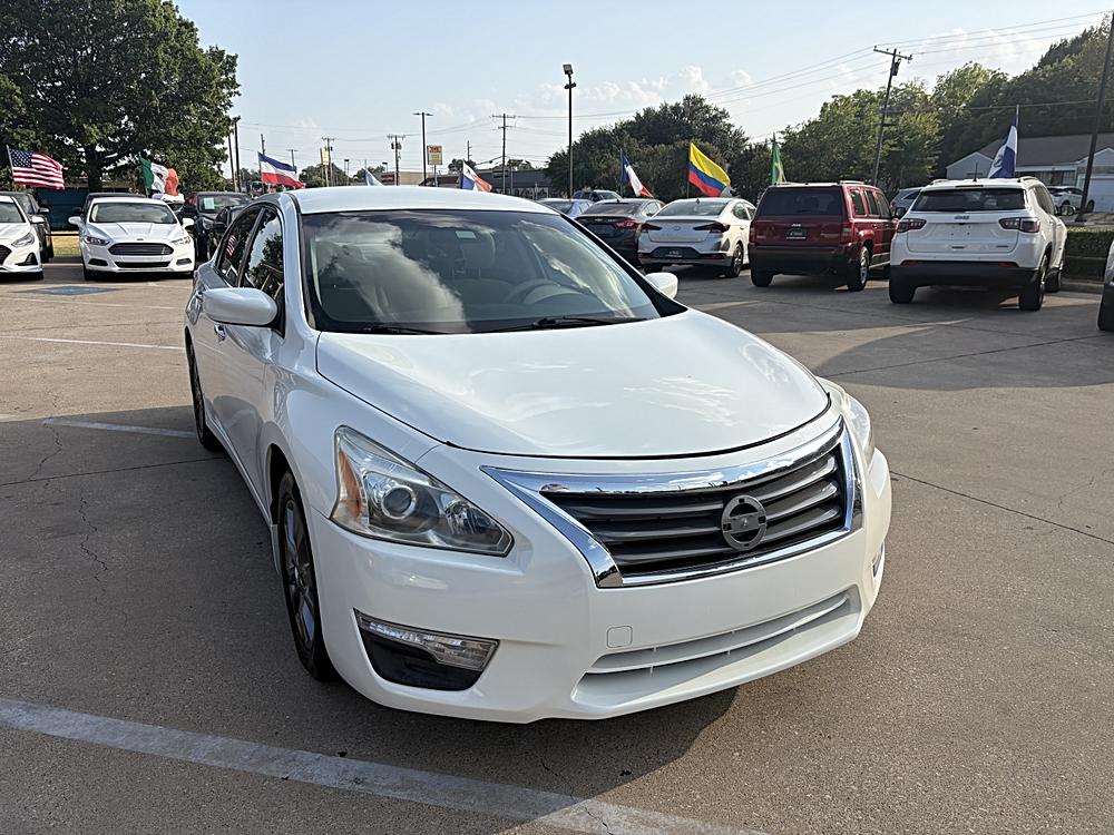 nissan altima 2015 1N4AL3AP2FC577022 image nissan altima 2015 1N4AL3AP2FC577022 image
