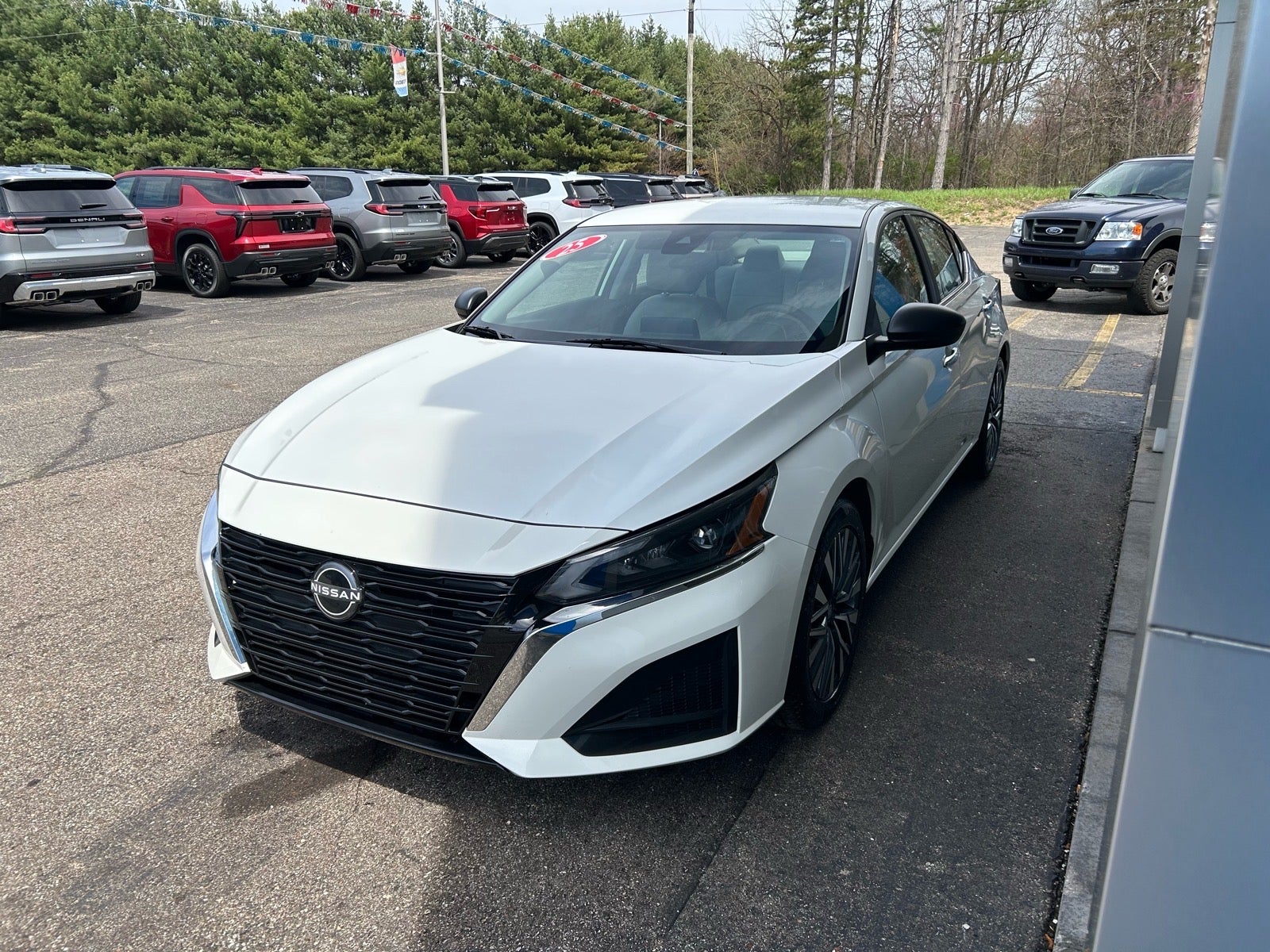 nissan altima 2025 1N4BL4DV6SN305995 image nissan altima 2025 1N4BL4DV6SN305995 image