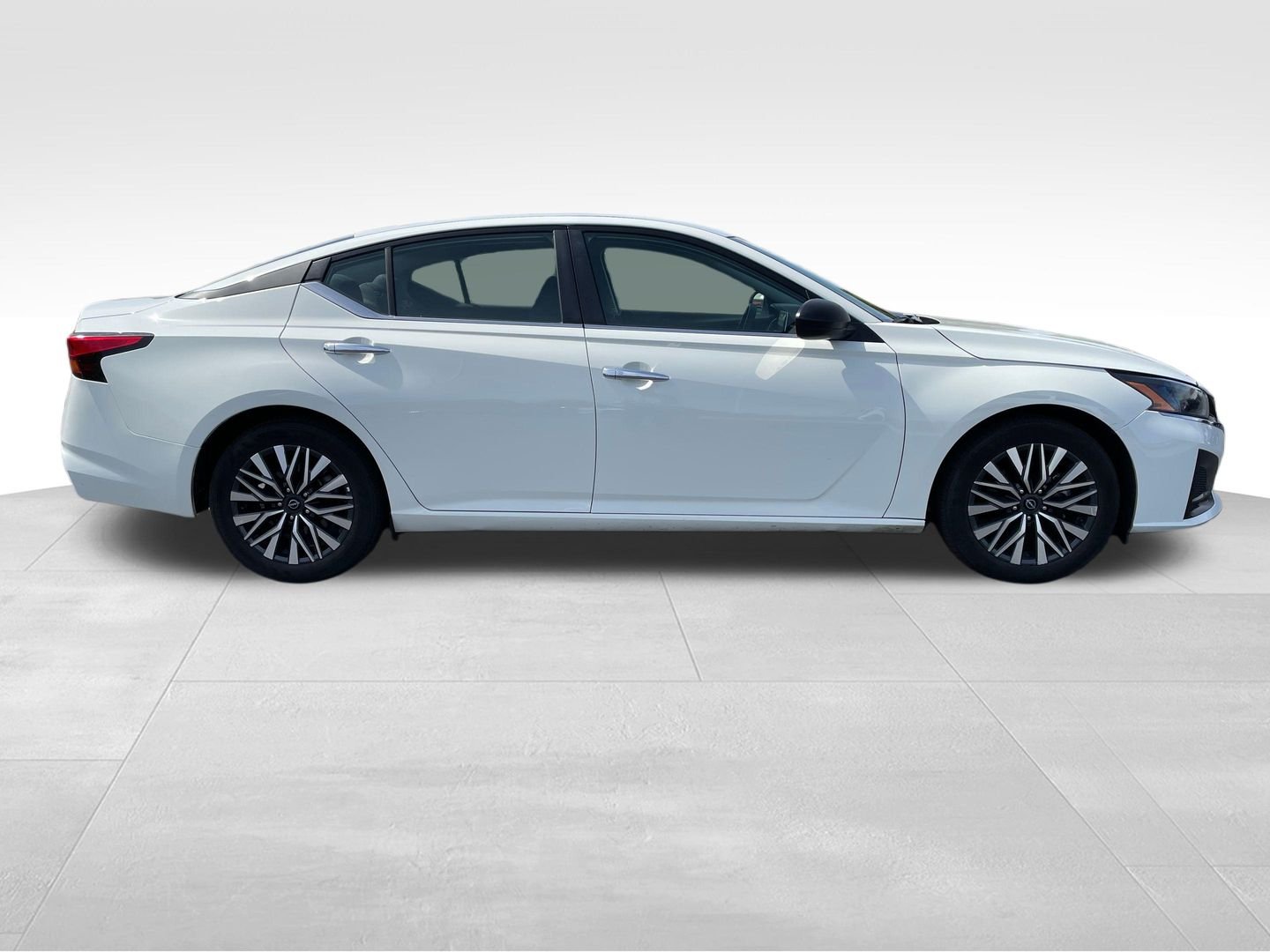 nissan altima 2025 1N4BL4DV9SN347352 image nissan altima 2025 1N4BL4DV9SN347352 image