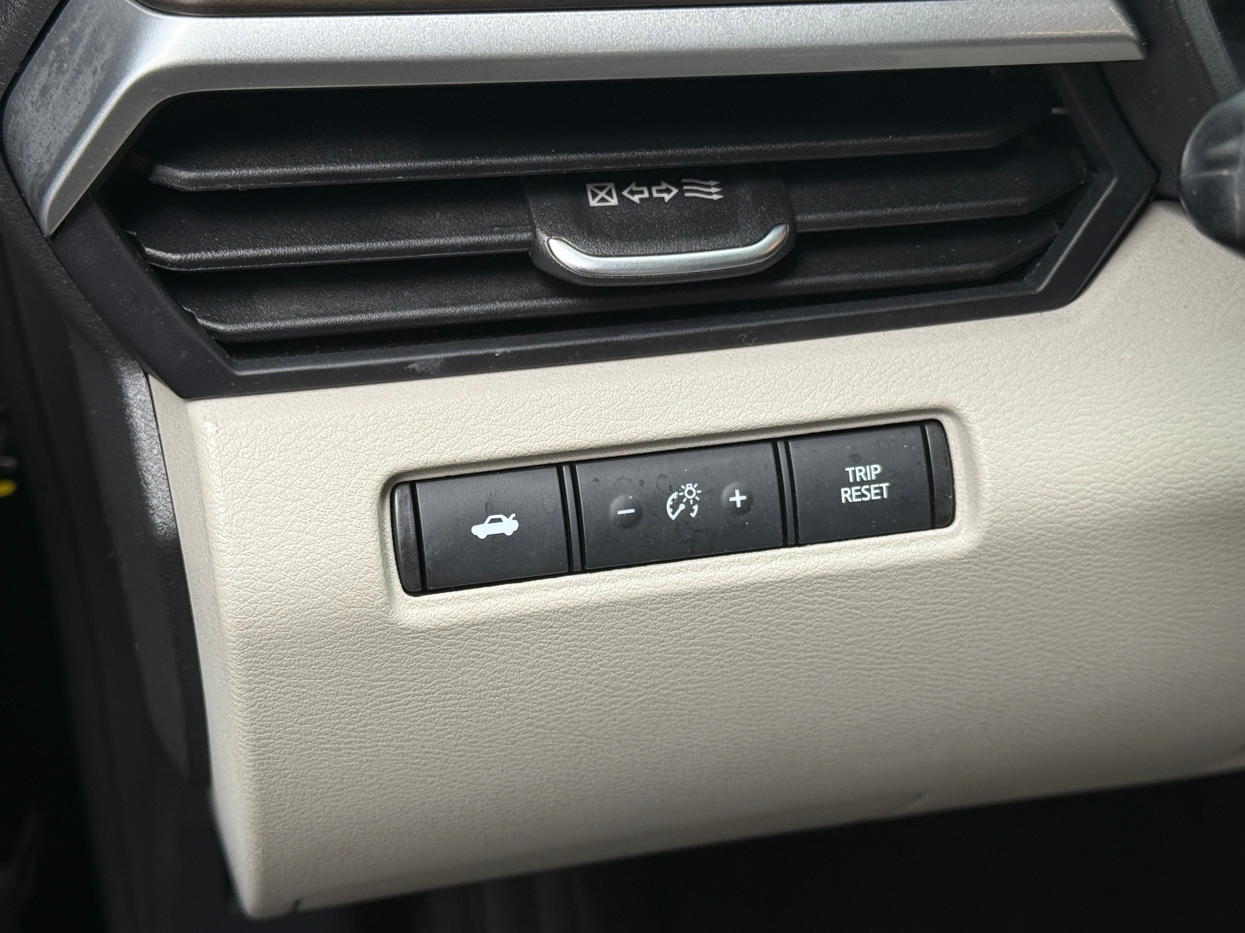 nissan altima 2025 1N4BL4DVXSN355573 image nissan altima 2025 1N4BL4DVXSN355573 image