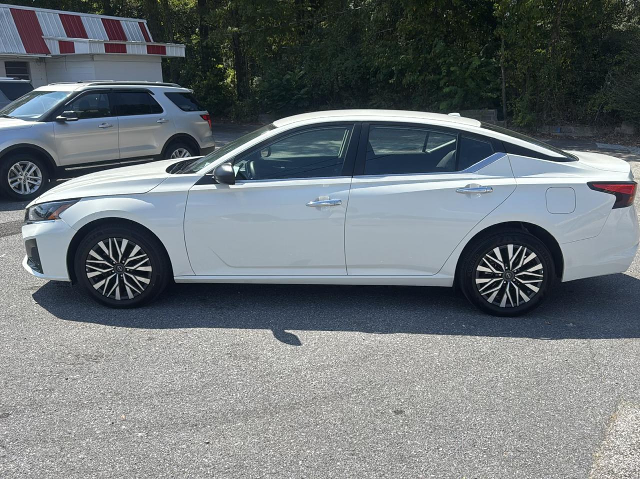 nissan altima 2025 1N4BL4DW8SN321429 image nissan altima 2025 1N4BL4DW8SN321429 image