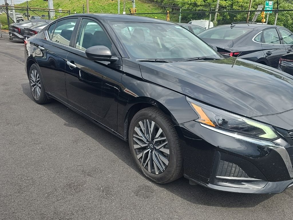 nissan altima 2025 1N4BL4DV9SN427010 image nissan altima 2025 1N4BL4DV9SN427010 image