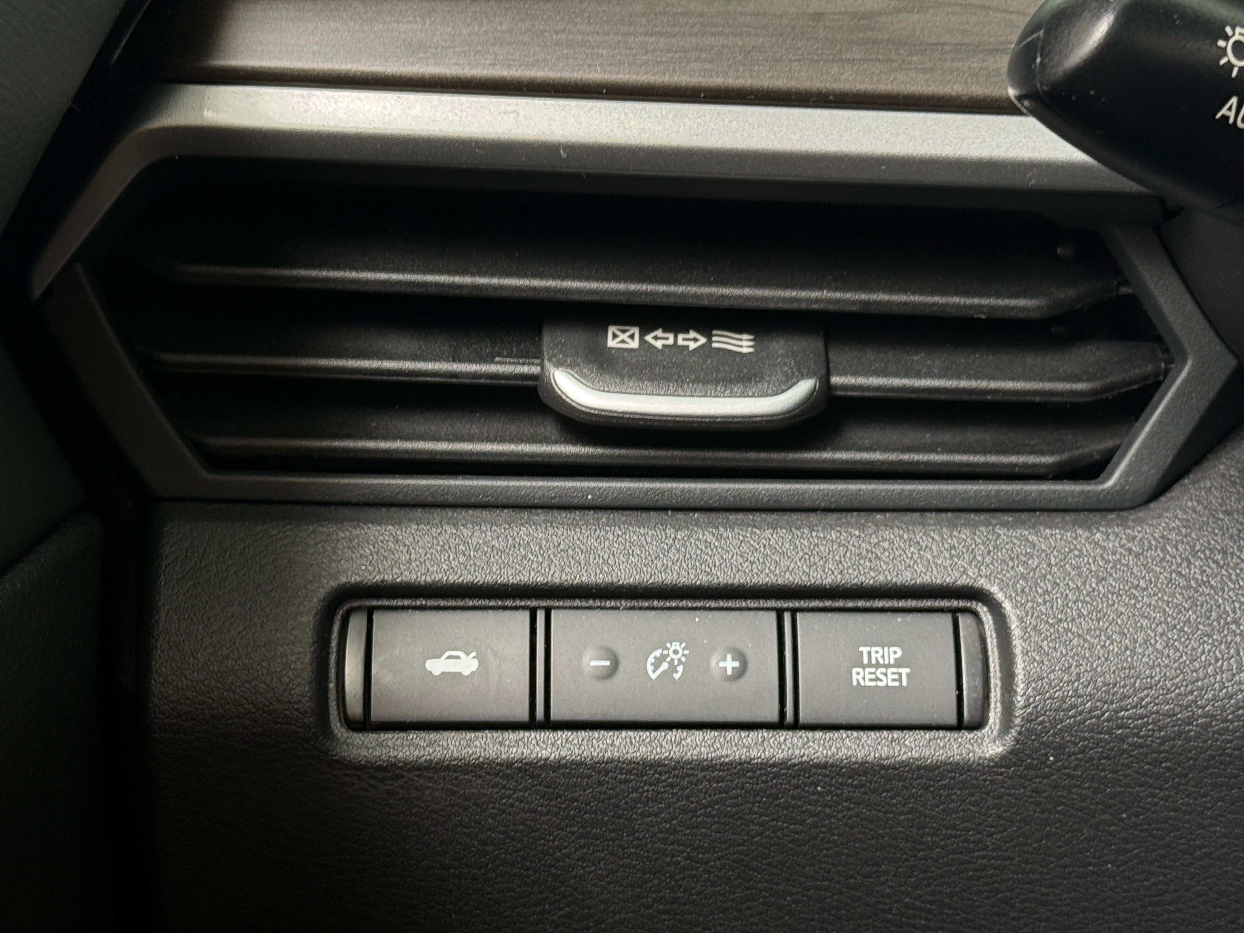 nissan altima 2025 1N4BL4DV5SN373138 image nissan altima 2025 1N4BL4DV5SN373138 image