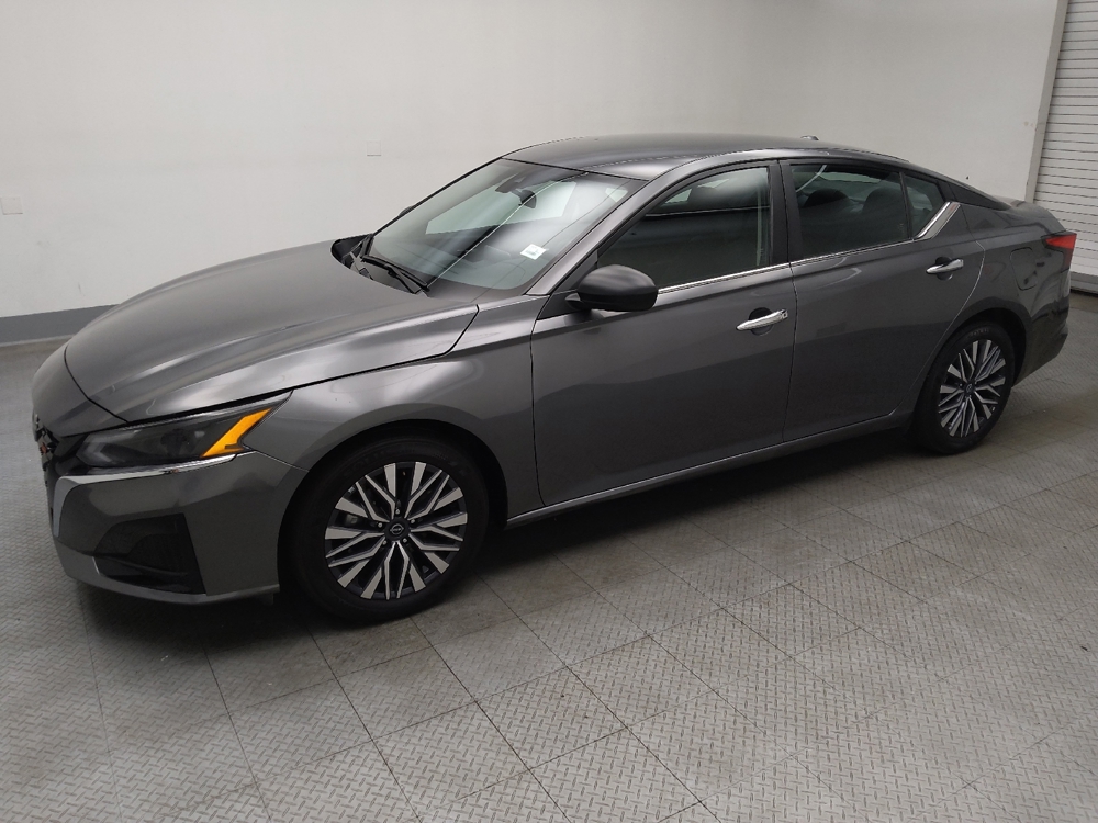 nissan altima 2025 1N4BL4DV4SN395793 image