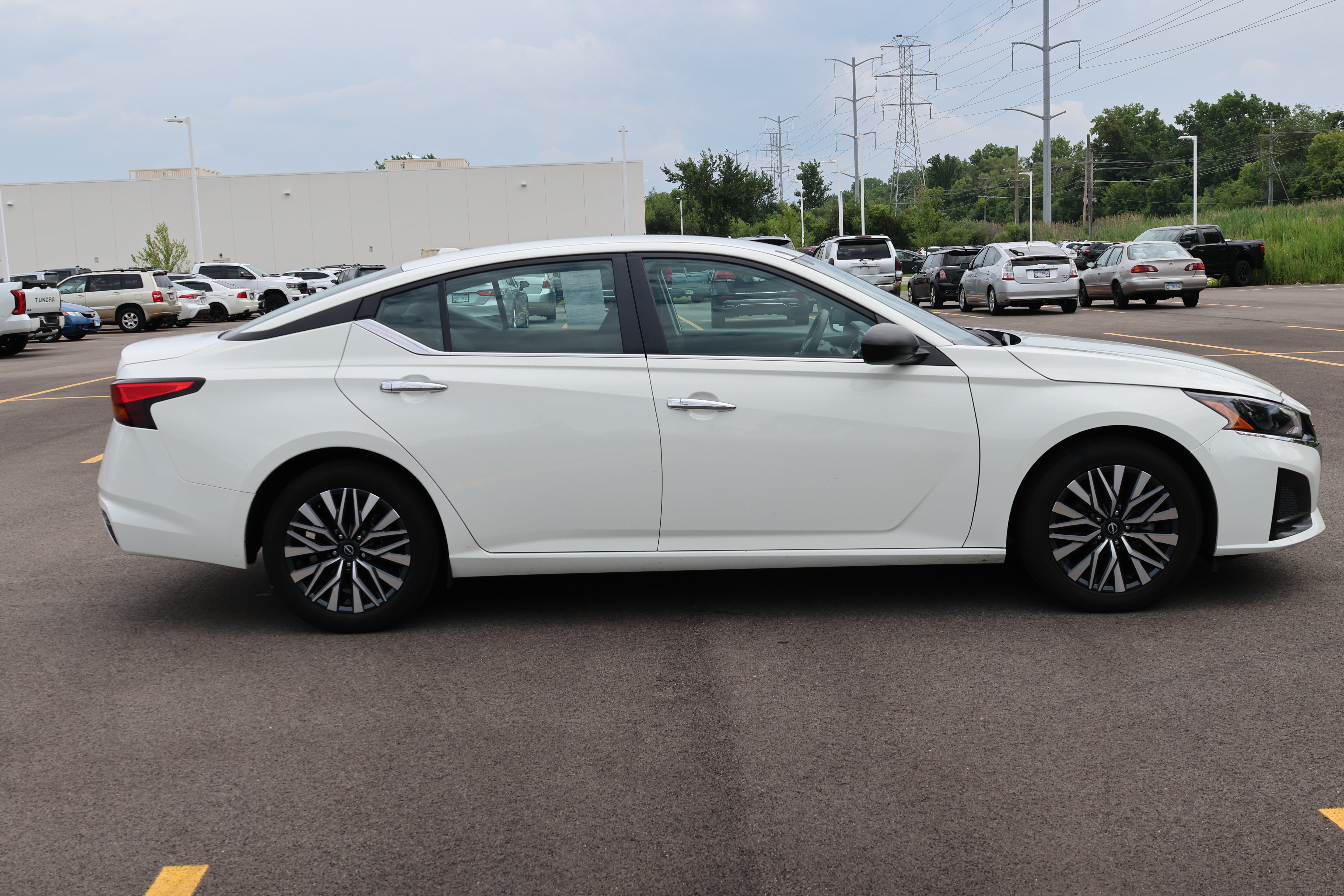 nissan altima 2025 1N4BL4DV1SN339584 image nissan altima 2025 1N4BL4DV1SN339584 image