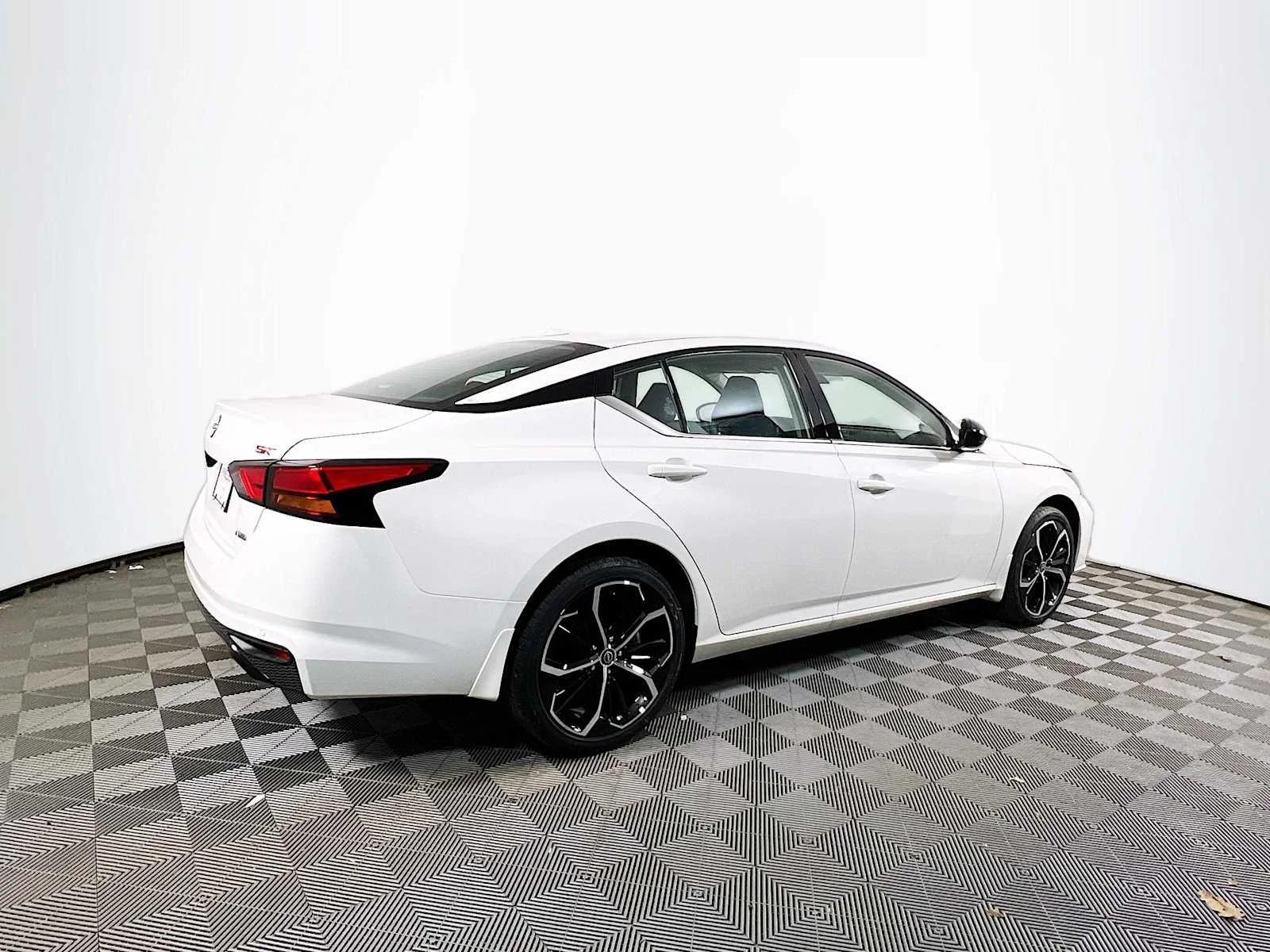 nissan altima 2025 1N4BL4CW7SN335534 image nissan altima 2025 1N4BL4CW7SN335534 image