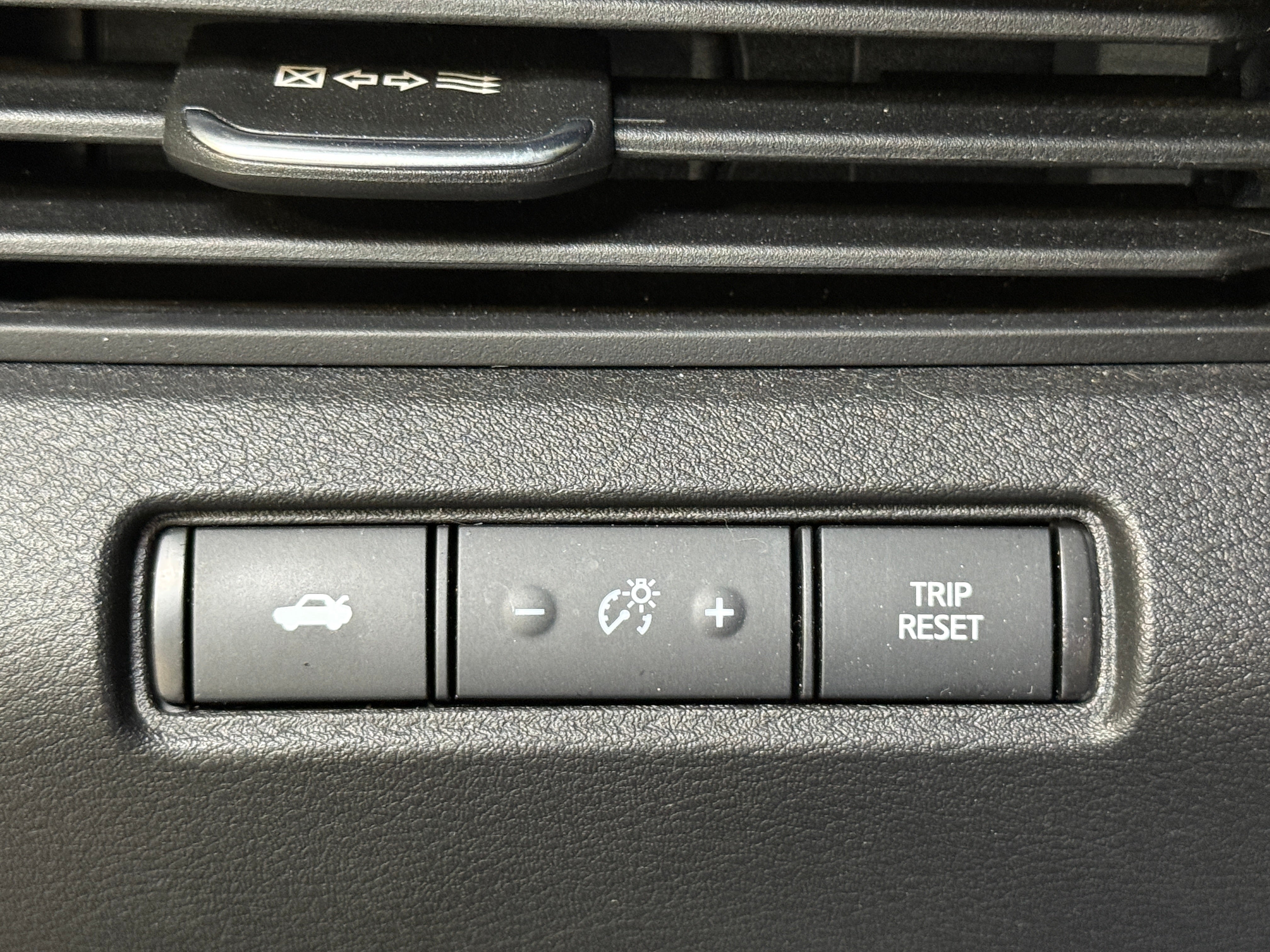 nissan altima 2025 1N4BL4DV2SN369032 image nissan altima 2025 1N4BL4DV2SN369032 image